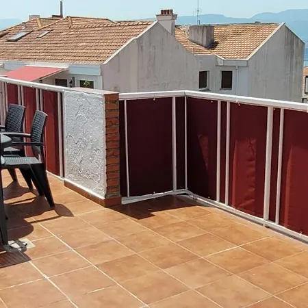 Sanniko Atico Con Terraza Гечо